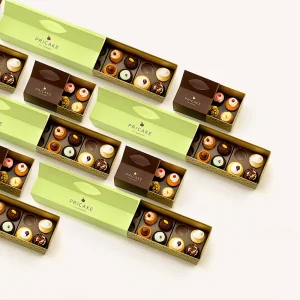 Customized cupcake boxes